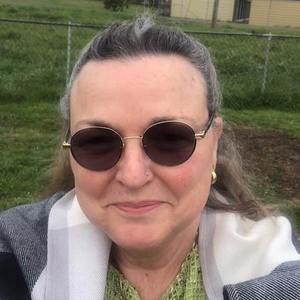 Meet your Posher, Joan